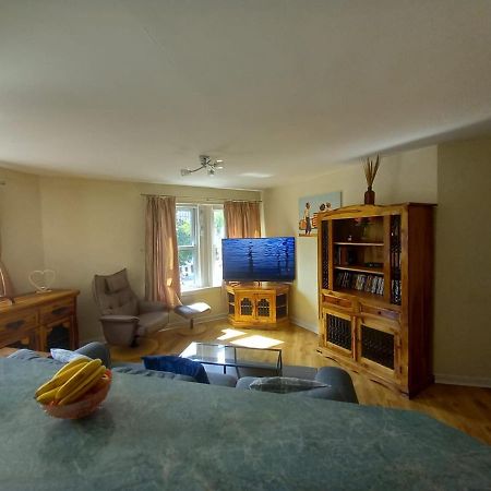 3 Bedrooms Flat In Central Edinburgh Old Town , Grassmarket Heart Of Edinburgh Flat Sleeps 6 , Eh1 Luaran gambar