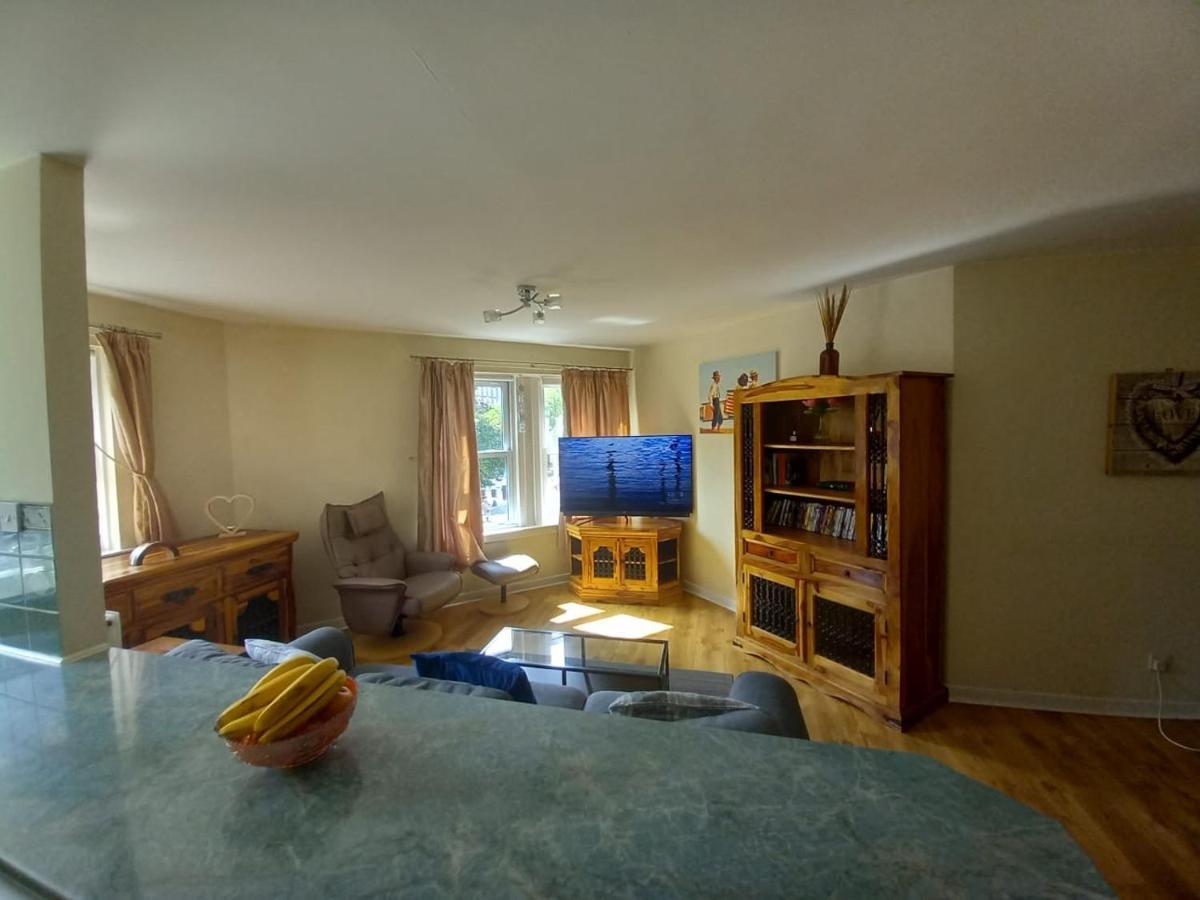 3 Bedrooms Flat In Central Edinburgh Old Town , Grassmarket Heart Of Edinburgh Flat Sleeps 6 , Eh1 Luaran gambar