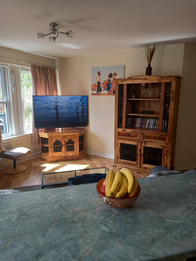 3 Bedrooms Flat In Central Edinburgh Old Town , Grassmarket Heart Of Edinburgh Flat Sleeps 6 , Eh1 Luaran gambar